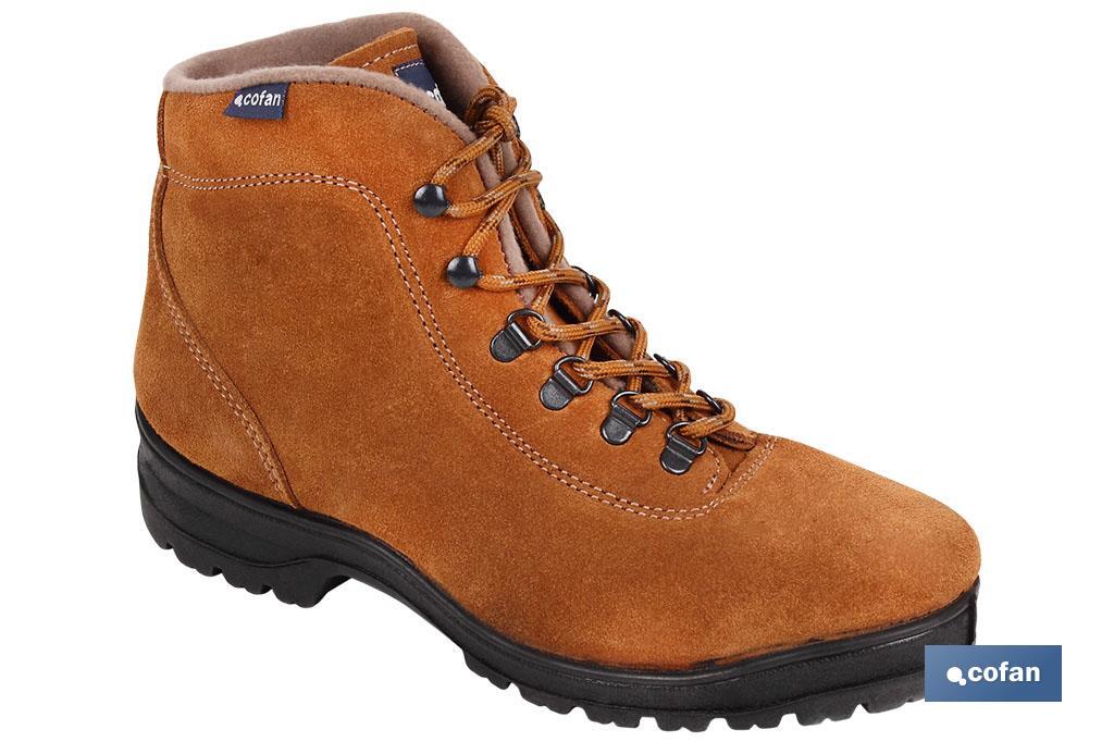 BOTA TREKKING SERRAJE MODELO NIJAR T-40